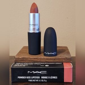 MAC POWDER KISS LIPSTICK - SULTRY MOVE